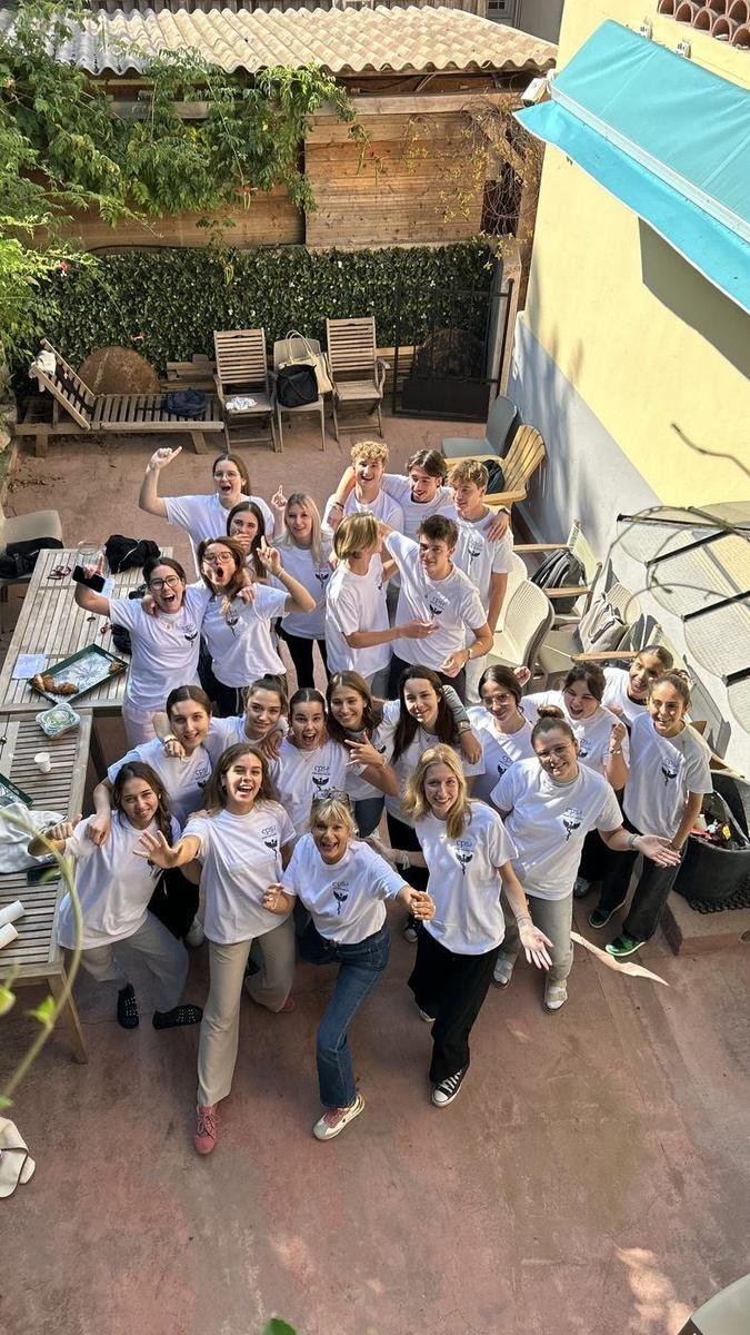 Les élèves de CPS+ réunis sur la terrasse de la prépa